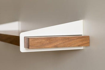 Modern Floating Wall Shelf with Metal Bracket, 60-120 cm Length, White and Wood