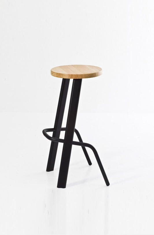 Industrial Minimalist Bar Stool, Natural Wood Seat with Black Steel Base, 30cm Round Top, 3-Legged Design with Footrest for Kitchen, Studio, Office
