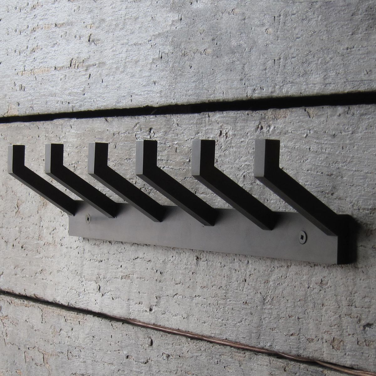 Modern metal Wall Mounted Hook Rack, Matte Black, 6 Heavy Duty Hooks, Industrial Style, Multi-Purpose Storage for Entryway, Kitchen, Bathroom, Garage